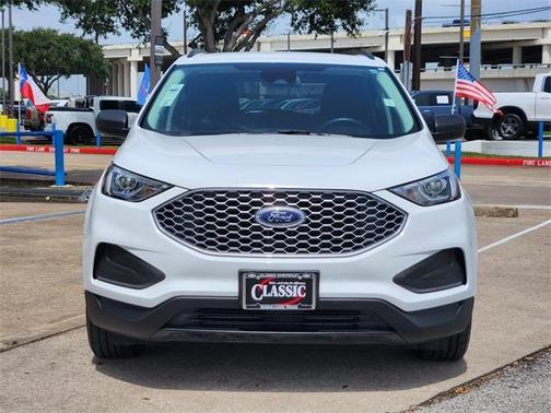 2024 Ford Edge SE