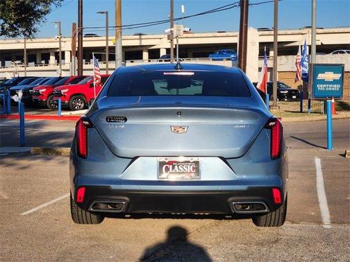 2023 Cadillac CT4 Premium Luxury