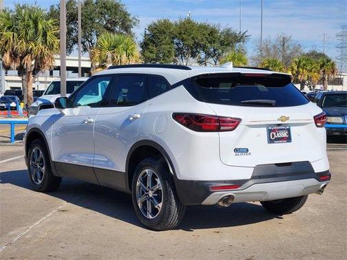 2024 Chevrolet Blazer LT