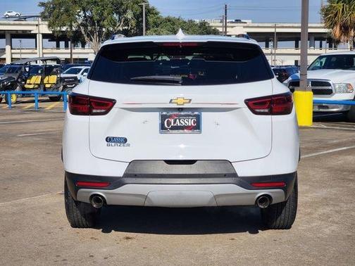 Summit White 2024 Chevrolet Blazer LT