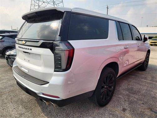 2025 Chevrolet Suburban High Country