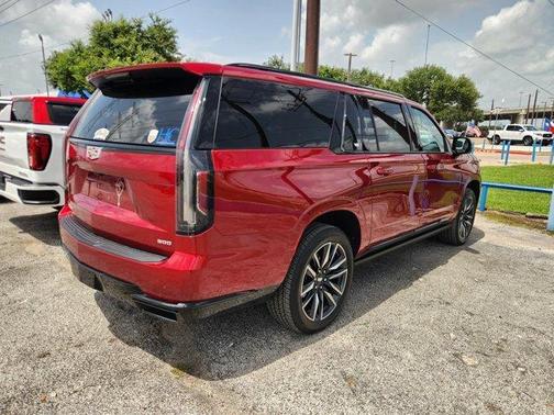 2023 Cadillac Escalade ESV Sport Platinum