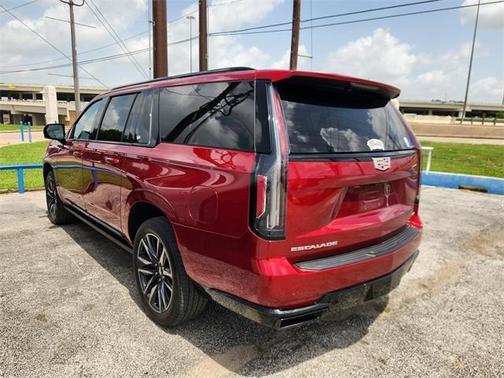 2023 Cadillac Escalade ESV Sport Platinum