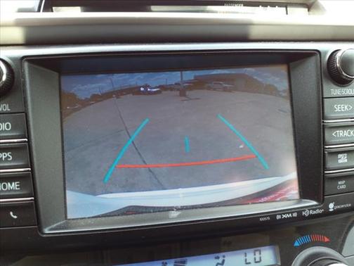 Photo 5 of 25 of 2018 Toyota RAV4 XLE