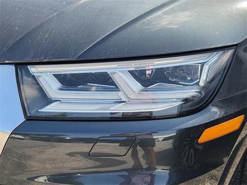 2018 Audi Q5 2.0T Premium Plus
