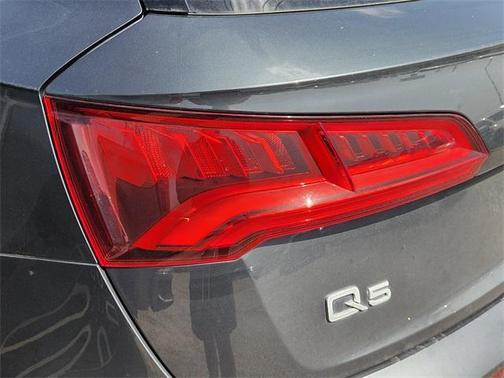 2018 Audi Q5 2.0T Premium Plus