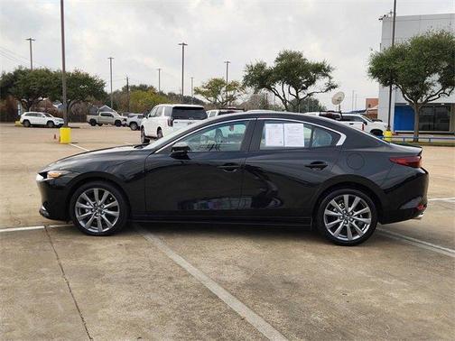 2025 Mazda Mazda3 FWD w/Preferred Package