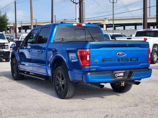 Blue Metallic 2021 Ford F-150 XLT