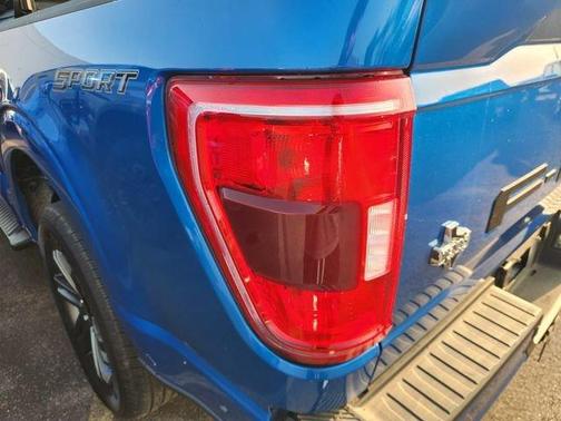 Blue Metallic 2021 Ford F-150 XLT
