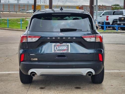 Blue Metallic 2022 Ford Escape SEL