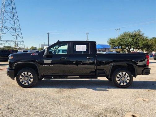 2025 Chevrolet Silverado 2500 Custom