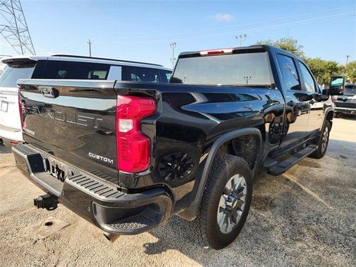 2025 Chevrolet Silverado 2500 Custom