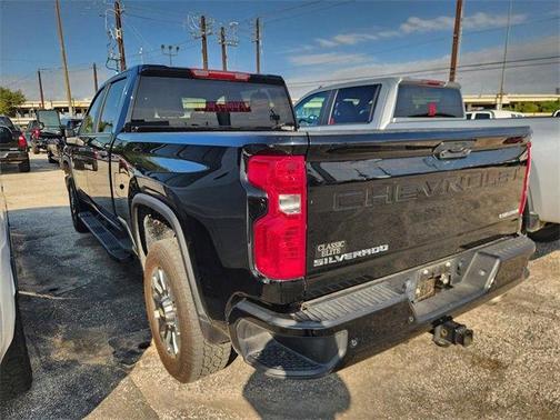 2025 Chevrolet Silverado 2500 Custom