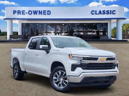 Summit White 2026 Chevrolet Silverado 1500 LT