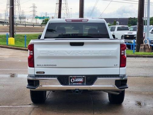 Summit White 2026 Chevrolet Silverado 1500 LT