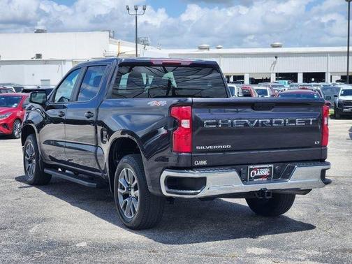 Dark Ash Metallic 2023 Chevrolet Silverado 1500 LT