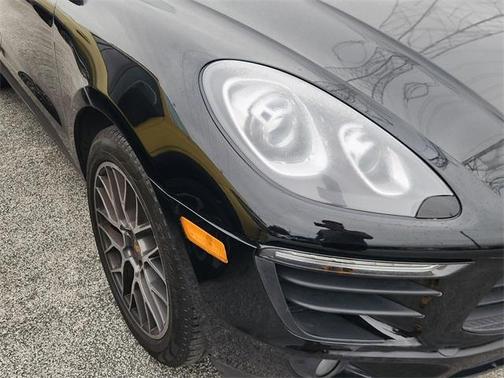 2018 Porsche Macan Base