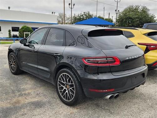 2018 Porsche Macan Base