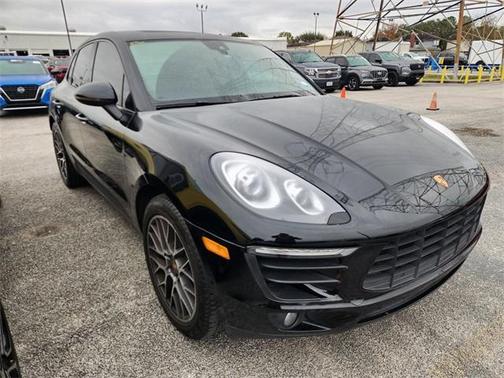 2018 Porsche Macan Base