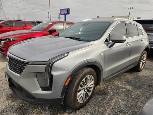 2024 Cadillac XT4 Premium Luxury
