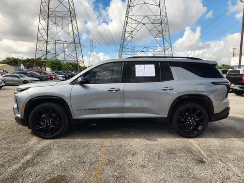 Sterling Gray Metallic 2024 Chevrolet Traverse RS