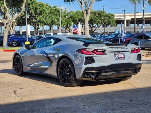 2024 Chevrolet Corvette Stingray w/2LT