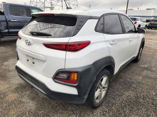 2021 Hyundai KONA SE