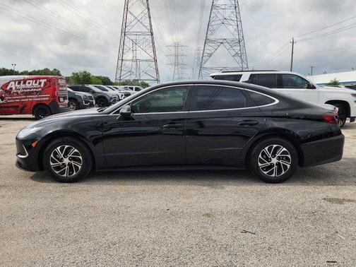 2023 Hyundai SONATA Hybrid Blue