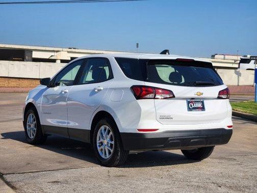 2023 Chevrolet Equinox LS