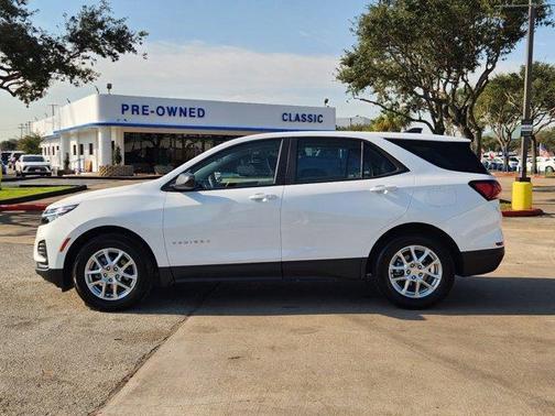 2023 Chevrolet Equinox LS