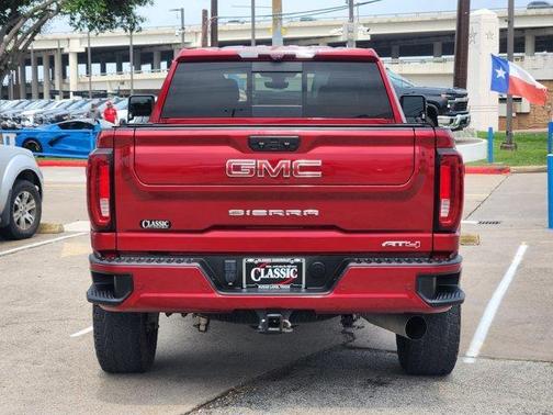 2022 GMC Sierra 2500 AT4