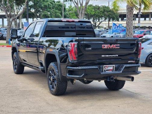 2024 GMC Sierra 2500 AT4