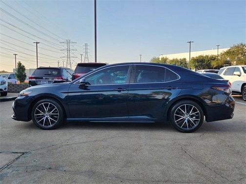 2021 Toyota Camry SE Nightshade