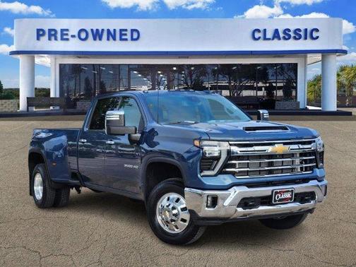 2025 Chevrolet Silverado 3500 LTZ