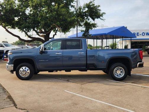 2025 Chevrolet Silverado 3500 LTZ