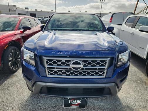 2023 Nissan Frontier SV