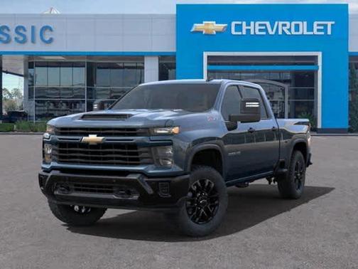 2025 Chevrolet Silverado 2500 Custom