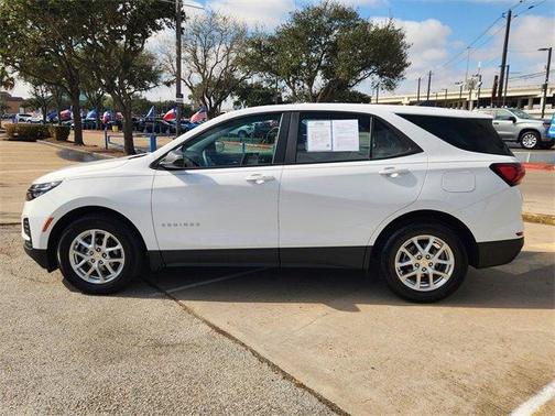 2024 Chevrolet Equinox LS
