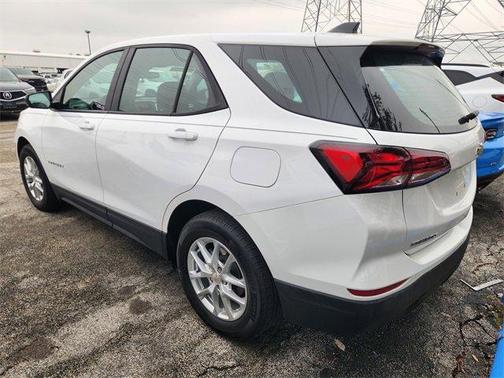 2024 Chevrolet Equinox LS