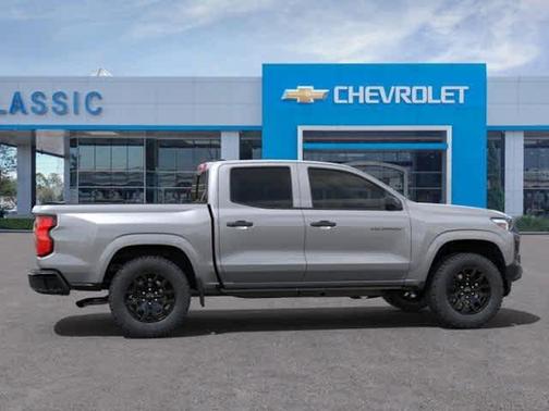 2025 Chevrolet Colorado WT