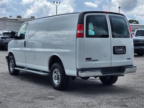 2023 GMC Savana 2500 Work Van