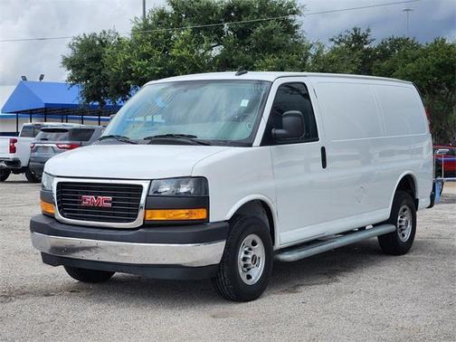 2023 GMC Savana 2500 Work Van