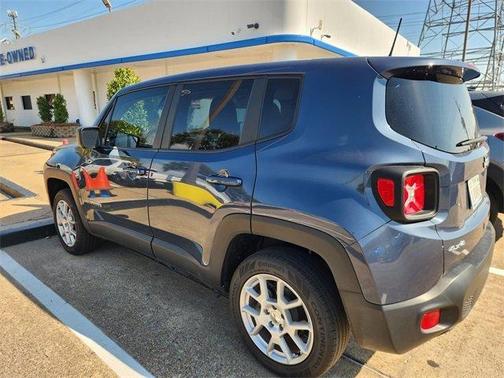 2023 Jeep Renegade Latitude