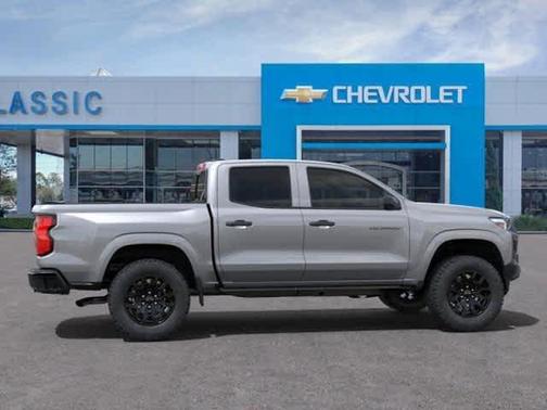 2025 Chevrolet Colorado WT