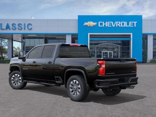 2026 Chevrolet Silverado 2500 Custom