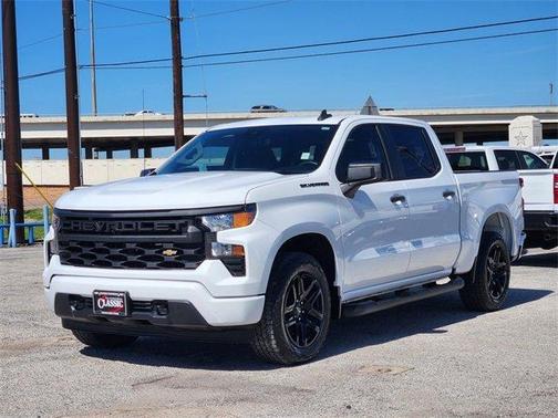 2024 Chevrolet Silverado 1500 Custom