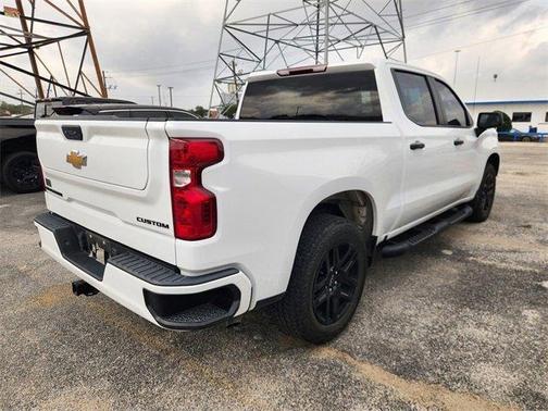 2024 Chevrolet Silverado 1500 Custom