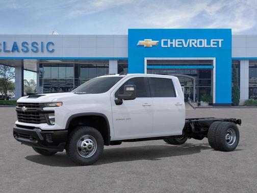 2025 Chevrolet Silverado 3500 WT