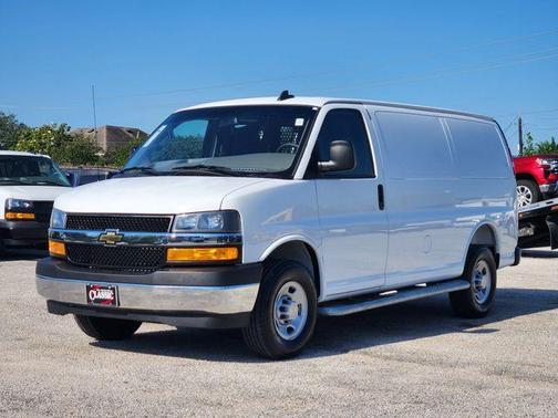 Summit White 2025 Chevrolet Express 2500 Work Van