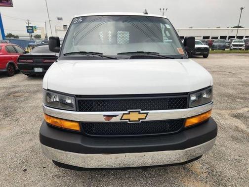 Summit White 2025 Chevrolet Express 2500 Work Van